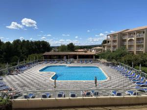 Appartements Studio avec Terrasse et Piscine, Parking Inclus - FR-1-553-285 : photos des chambres