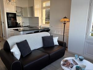 Apartment with Sea View room in Villa XIXe Vue Mer