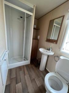 Collett 3 Bed standard caravan