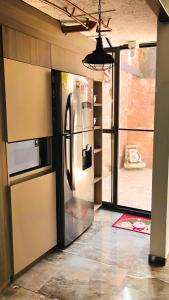 Rento casa y carro para largas estancias