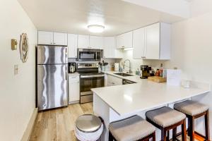 2 Mi to Dtwn Durango Family Resort Retreat!