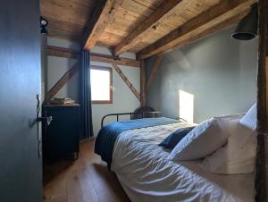 Maisons de vacances Grange 1767 - vue imprenable - proche SAMOENS/MORRILON : photos des chambres