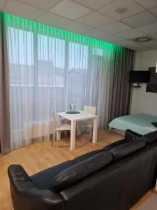 Zlatarooms 401 - راشين