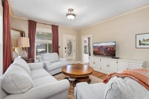 City Park Charm - Vintage Home with Modern Comforts - 4hvězdičkové hotely ve městě Fort Collins