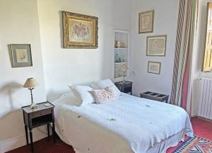 B&B / Chambres d'hotes Chateau de Vauville : Chambre Double avec Salle de Bains Privative