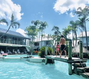 Coastal Modern 3 Bedroom Townhouse - 4hvězdičkové hotely ve městě Noosaville