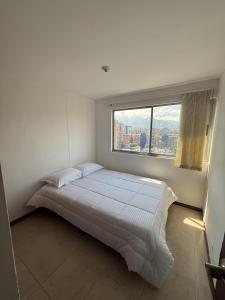 Apartment in Poblado 17th Floor W Pool