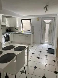 Monteurzimmer - Kitzingen