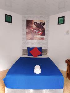 Phòng Đơn Với Phòng Tắm Chung (Single Room with Shared Bathroom)