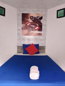 Phòng Đơn Với Phòng Tắm Chung (Single Room with Shared Bathroom)