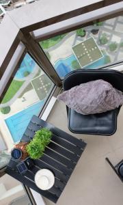 ModernAestheticPicc MoaCcpAirportPool Wi-Fi