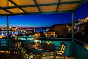 Apartment Radovan - One-Bedroom Apartment with Balcony and Sea View