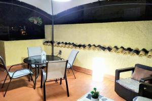 Sunny house in Santa Pola, shared pool