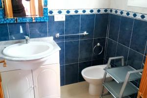 Sunny house in Santa Pola, shared pool
