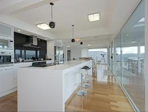 Lipscombe Escape panoramic views luxury and space