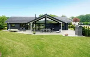 Gorgeous Home In Haderslev With Wifi - Råde