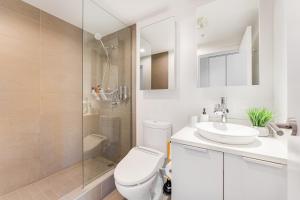 Peak Perfection The Ultimate Luxury Apartment with Stunning Mountain Vistas