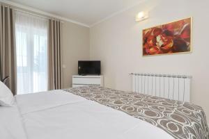 Family friendly house with a swimming pool Sikovo, Biograd - 23718