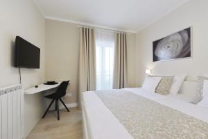 Family friendly house with a swimming pool Sikovo, Biograd - 23718