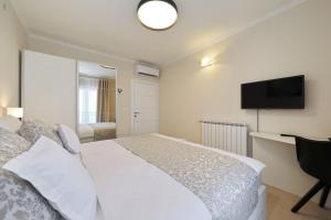 Family friendly house with a swimming pool Sikovo, Biograd - 23718