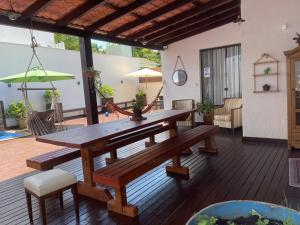 Linda Casa 4 quartos com piscina para família na praia de Canasvieiras