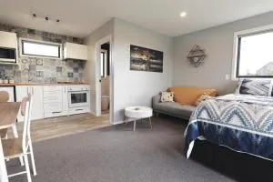 The Tui Studio - Te Anau Holiday Studio - Te Anau Downs