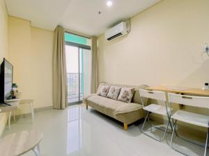 Good Place and Homey 1BR Apartment at Pejaten Park Residence By Travelio