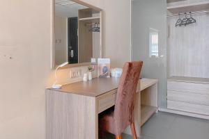 Good Place Studio at Grand Palace Kemayoran Apartment By Travelio