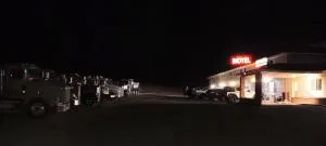 Amber Inn Motel - بليس