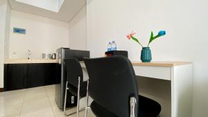 Best Place and Nice 1BR at Boutique Kemayoran Apartment By Travelio