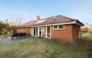 Nice Home In Nørre Nebel With Sauna - Henne