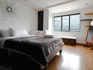 Mirador Urbano Your Refuge in the City with garage