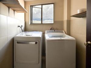 Mirador Urbano Your Refuge in the City with garage