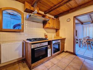 Chalets Chalet luxueux 12 pers, sauna, cheminee et parking a Saint-Martin-de-Belleville - FR-1-344-1226 : photos des chambres