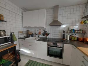 Appartement 3 pièces avec terrasse, clim et WIFI, proche plage et commerces - FR-1-423-312