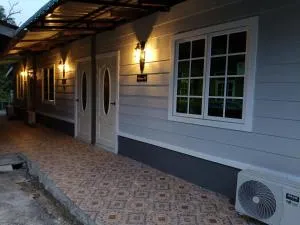 Teratak Adamia Roomstay 03 - Kampong Nibong