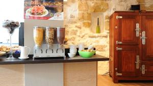 Hotels Hotel Cote Basque : photos des chambres