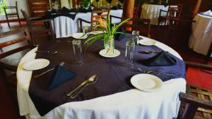 Habarana INN