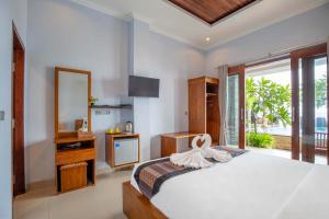 Deluxe hướng hồ bơi (Deluxe Pool View)