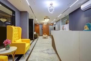 Limewood Stay Premium Studios - Near Sector 29