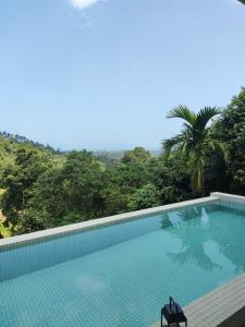 Luxury 3 BDR Jungle Villa - Infinity Pool & Seaview