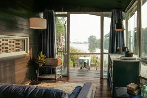 LIME Lakeside Soc Son