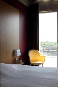 Hotels B&B HOTEL La Rochelle Centre : photos des chambres