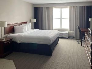 Country Inn & Suites by Radisson, Houghton, MI