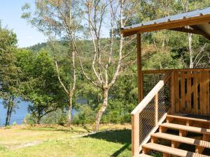 Campings Domaine Residentiel de Plein Air La Plage : Premium VIP Lodge with Lake View (5 Adults)