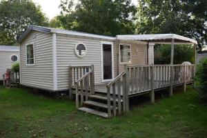 Campings Domaine Residentiel de Plein Air L-Ile d-Offard : Comfort Mobile Home with TV (4 Adults)