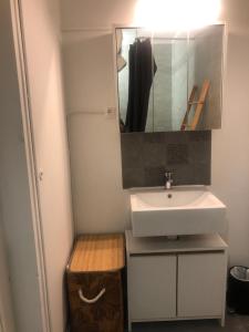 Appartements Les alpages - lit queen size - centre station : photos des chambres