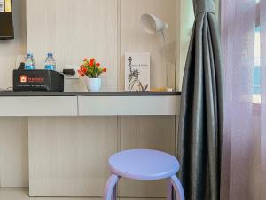 Best Place and Restful Studio at Apartment Springlake Summarecon Bekasi By Travelio