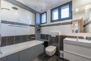 Maisons de vacances Les Coteaux 2 - 5 chambres proche CDG : photos des chambres