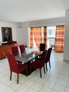 Appart piscine du warf - Pointe-Noire